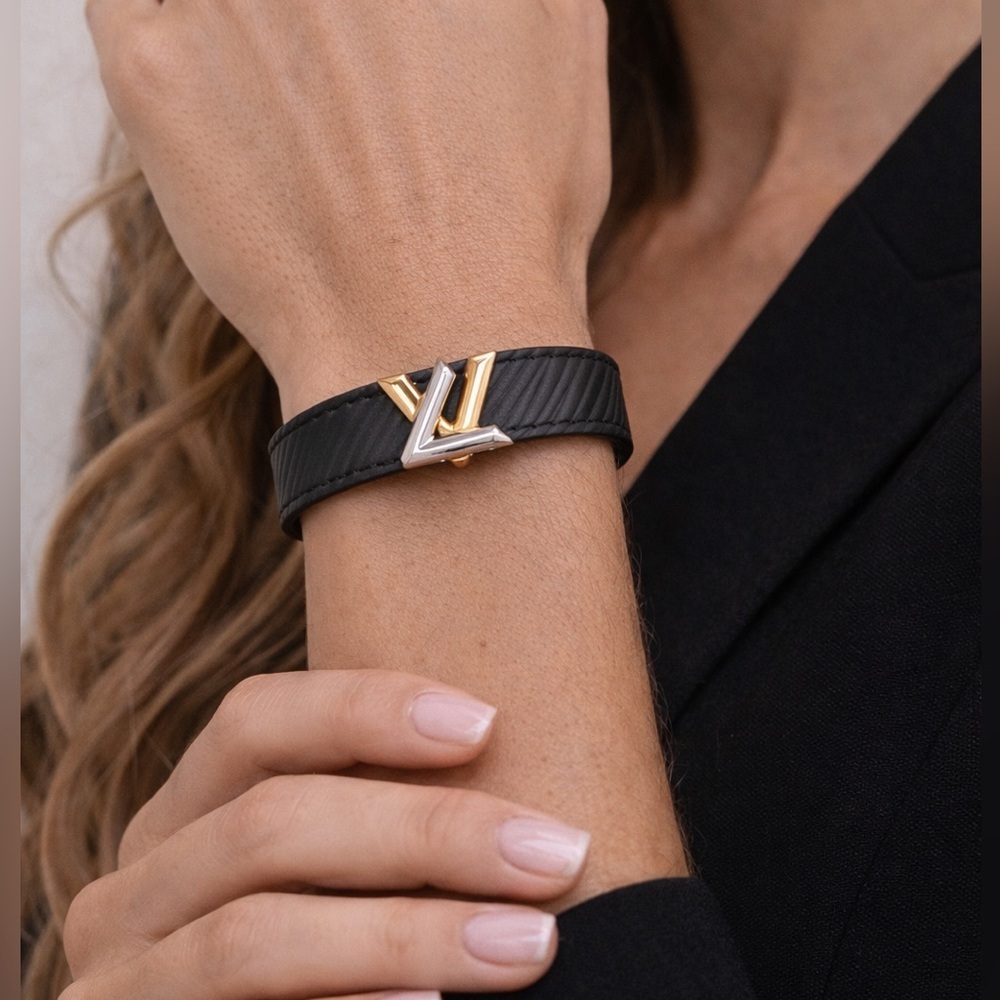 Louis Vuitton Black Epi Twist Leather Bracelet Unisex